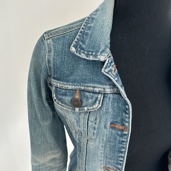 Kids Abercrombie & Fitch Distressed Jean Jacket - Picture 4 of 11